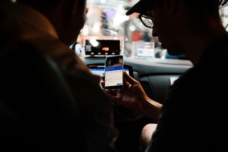 Passengers using a rideshare app